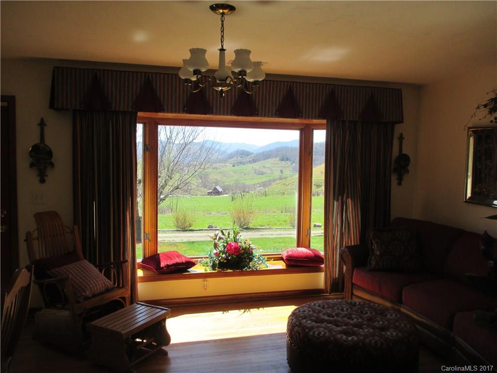 807 Silvers Cove Road - Photo 6