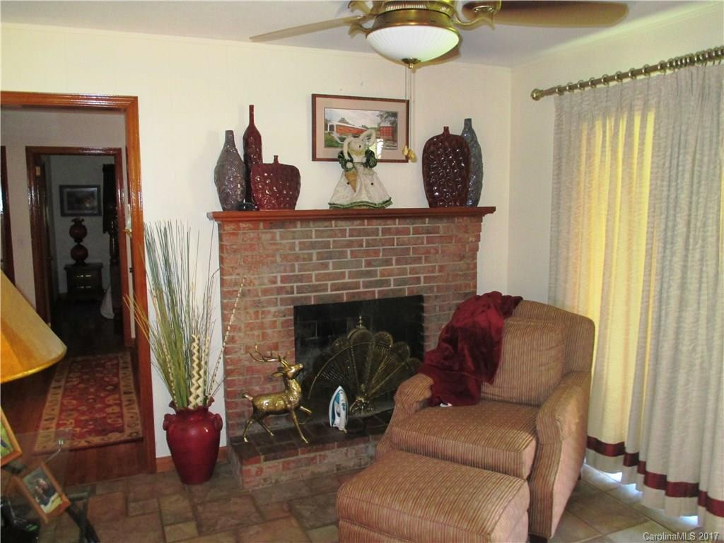 807 Silvers Cove Road - Photo 8