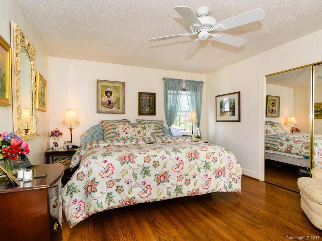 345 Windsor Road - Photo 12