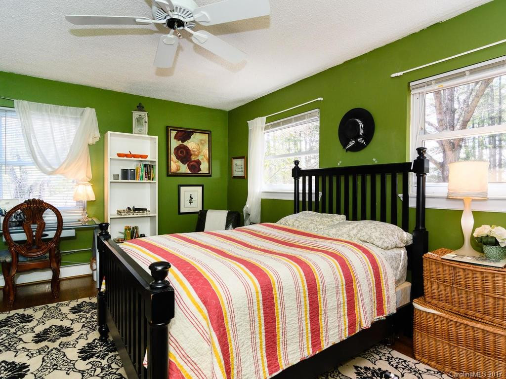345 Windsor Road - Photo 15