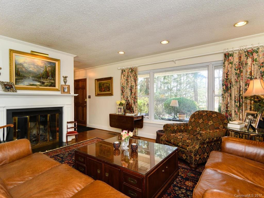 345 Windsor Road - Photo 5