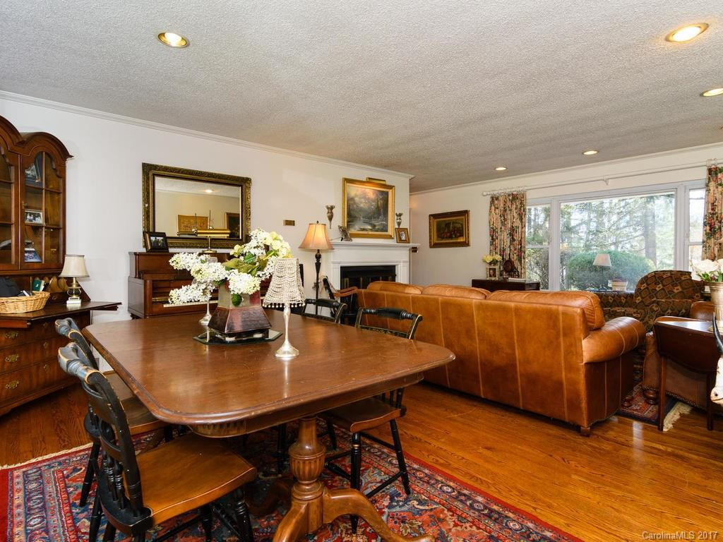 345 Windsor Road - Photo 6