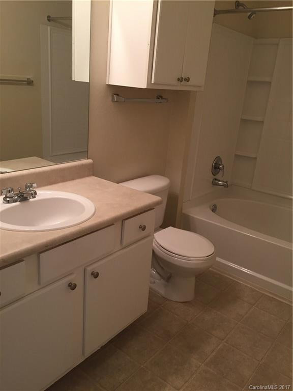 400 Vista Lake Drive #207 - Photo 10