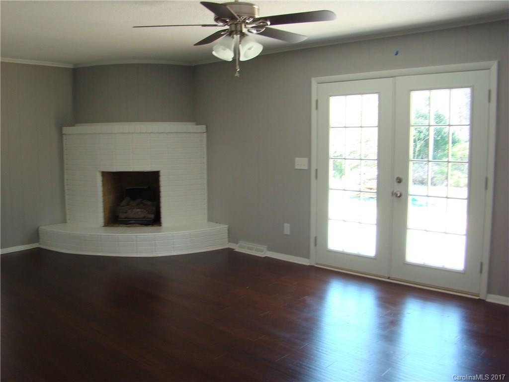 6400 Highway 221 None - Photo 5