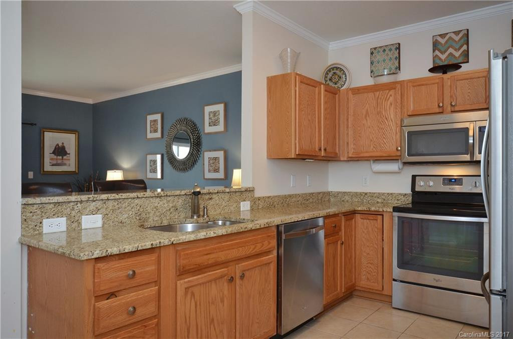 64 Foxden Drive #101 - Photo 5