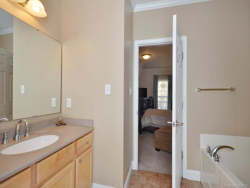 48 Fairway Drive - Photo 13