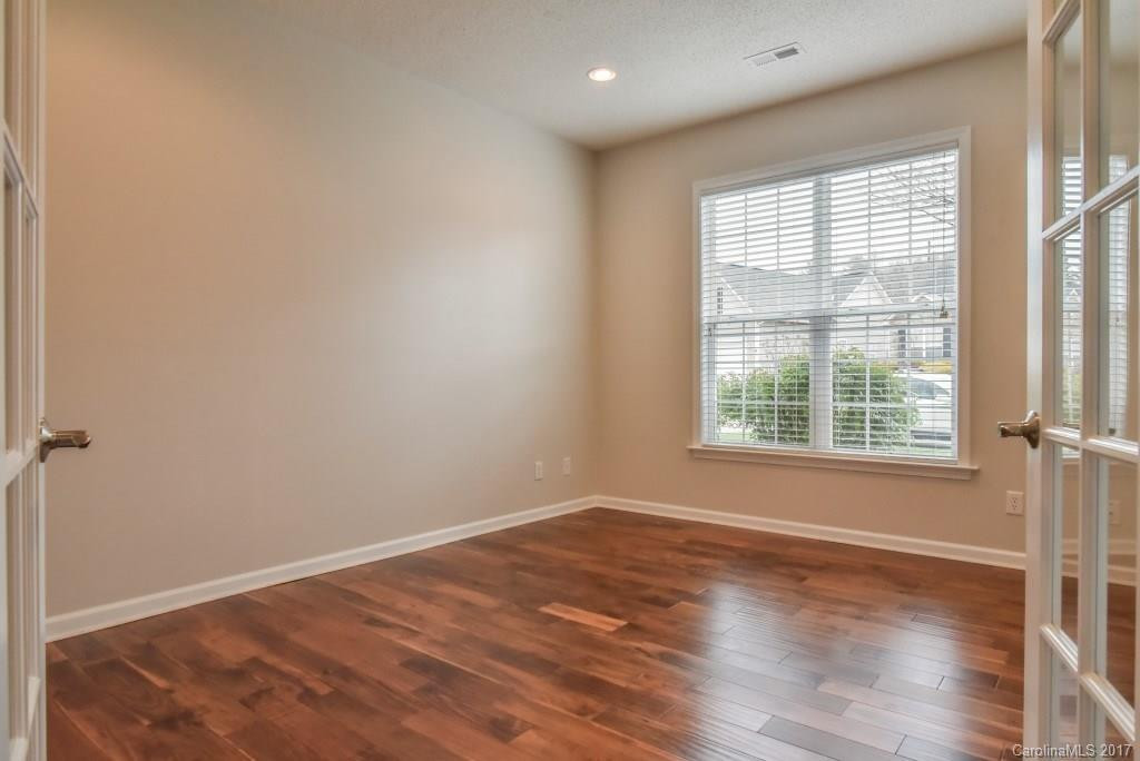 43 Summer Meadow Road #32 - Photo 12