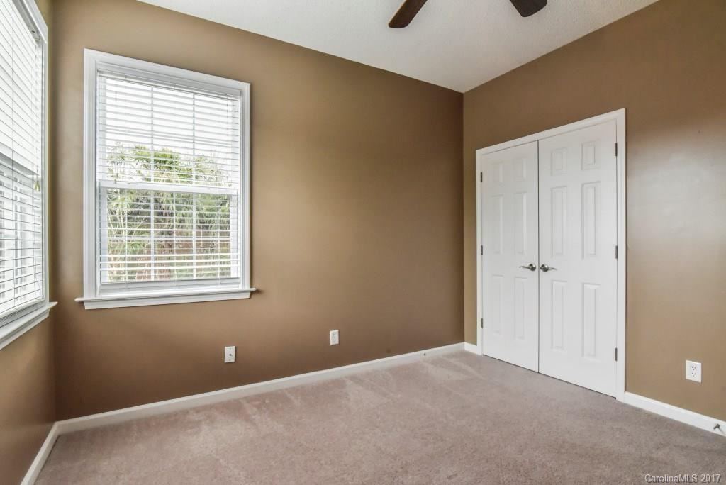 43 Summer Meadow Road #32 - Photo 18