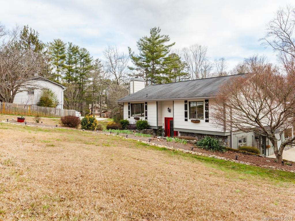 42 Avery Creek Road - Photo 2