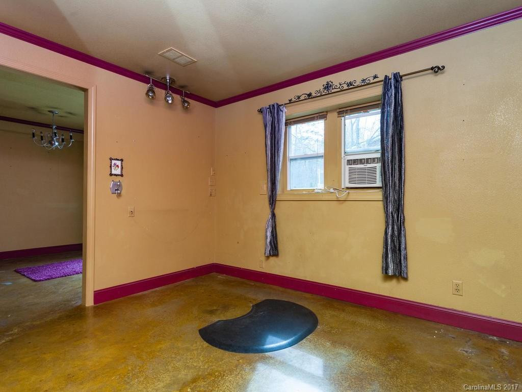 42 Avery Creek Road - Photo 14