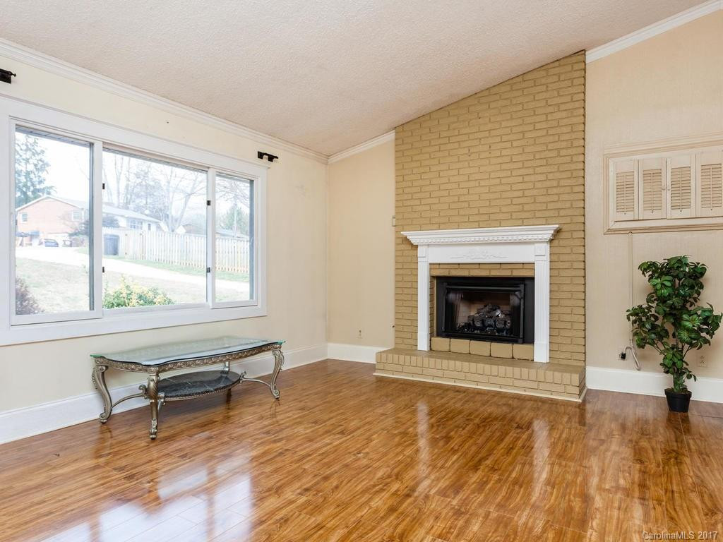 42 Avery Creek Road - Photo 4