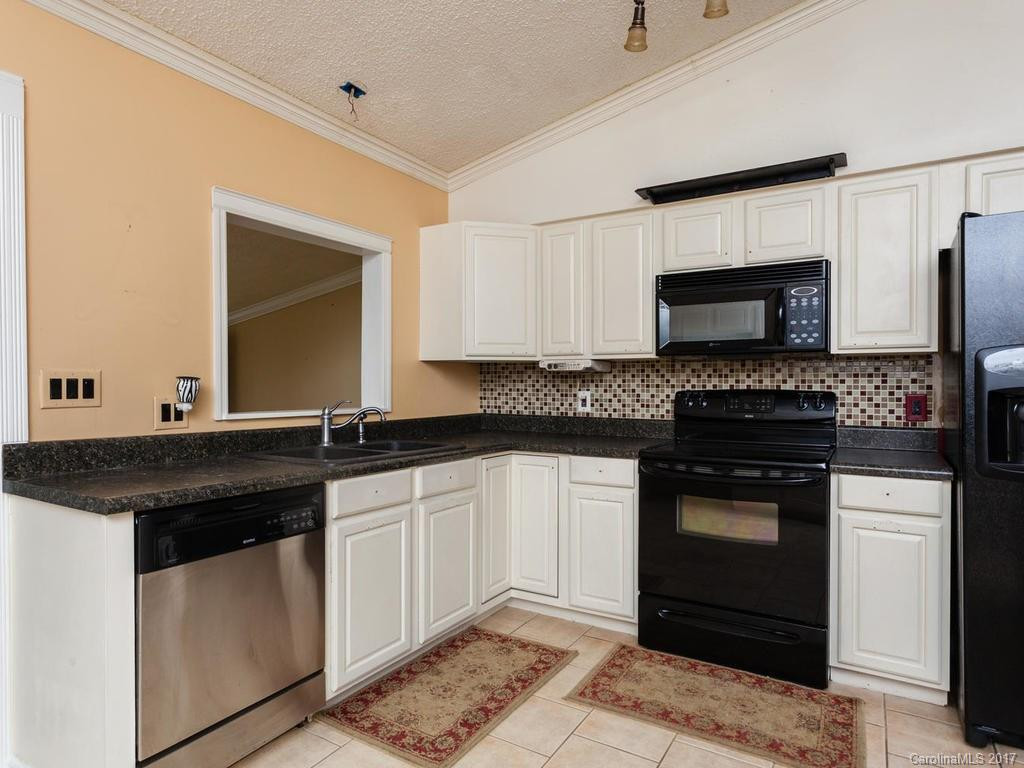 42 Avery Creek Road - Photo 6
