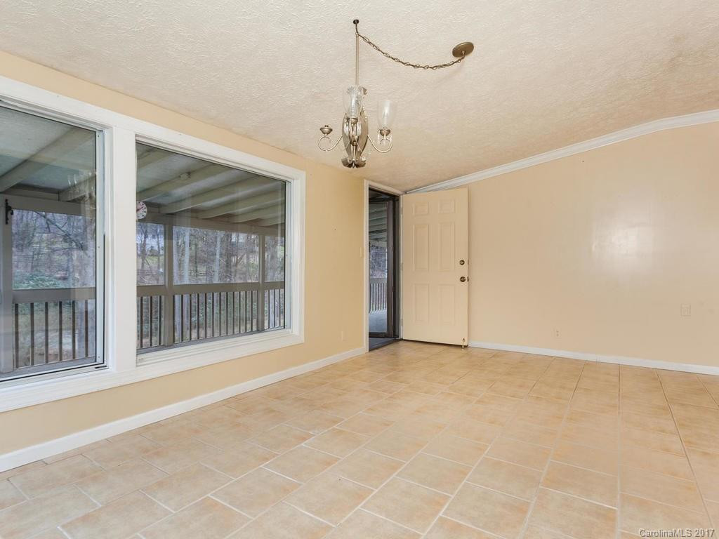 42 Avery Creek Road - Photo 8