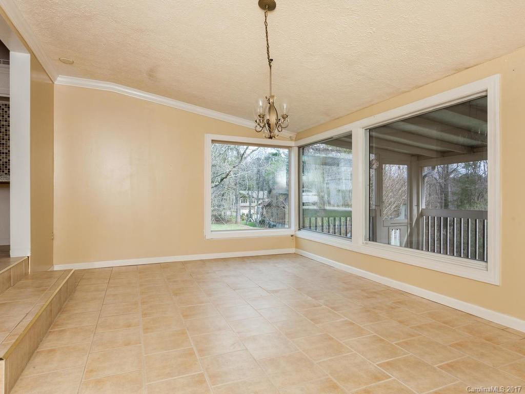 42 Avery Creek Road - Photo 9