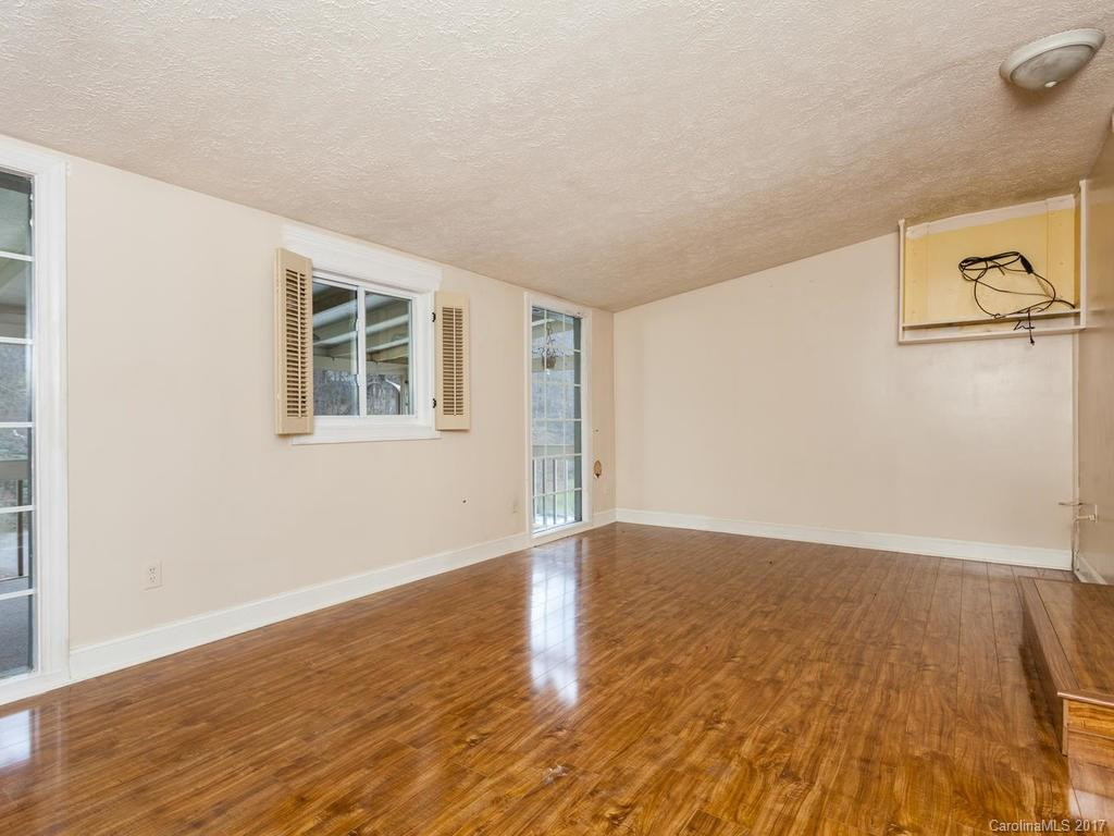 42 Avery Creek Road - Photo 10