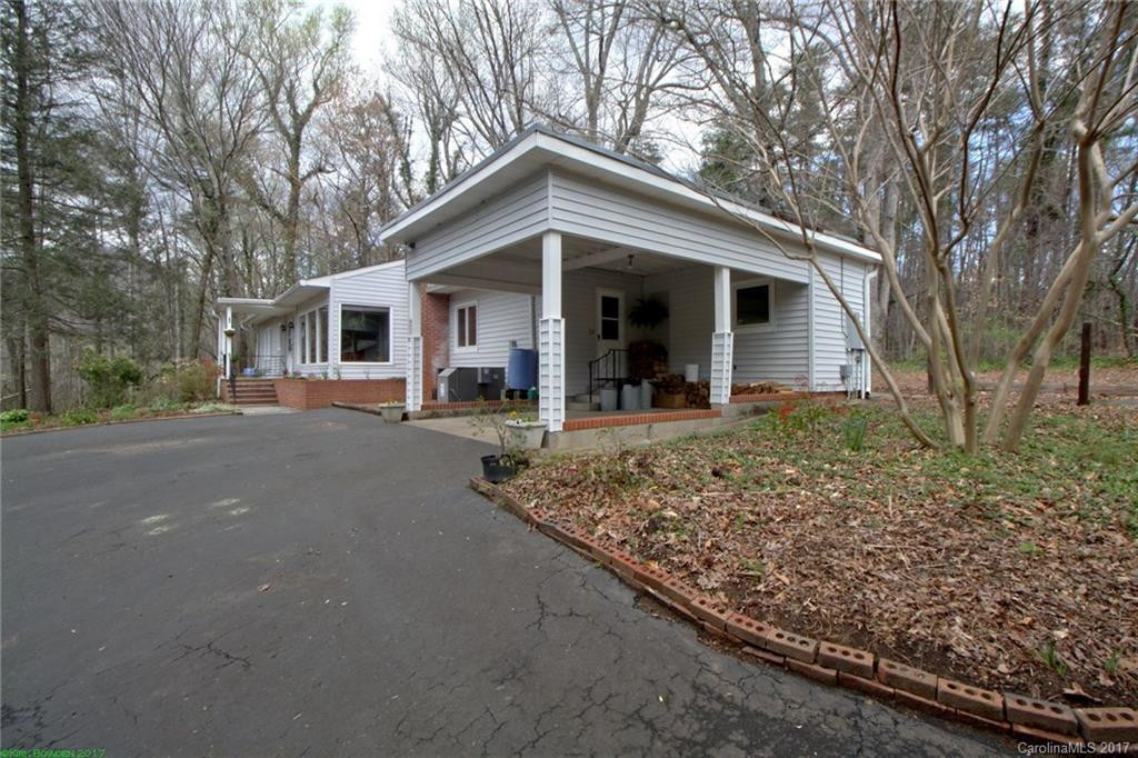 2051 Warrior Drive - Photo 17