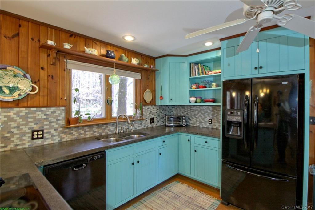 2051 Warrior Drive - Photo 8