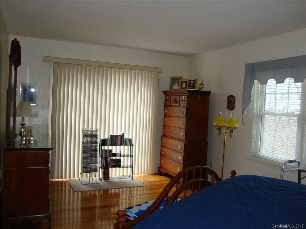 922 Rainbow Lane - Photo 11