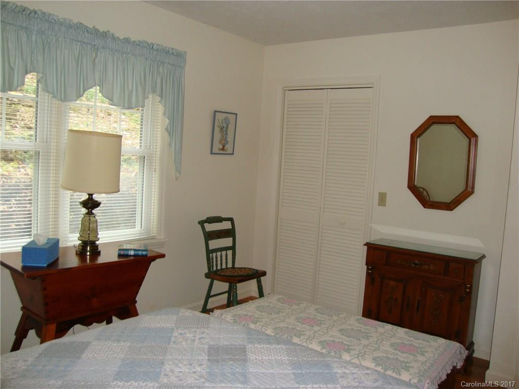922 Rainbow Lane - Photo 13