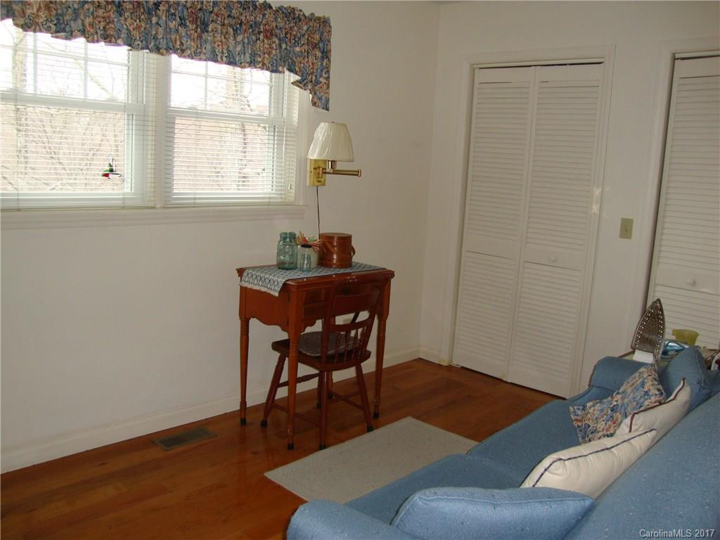 922 Rainbow Lane - Photo 14