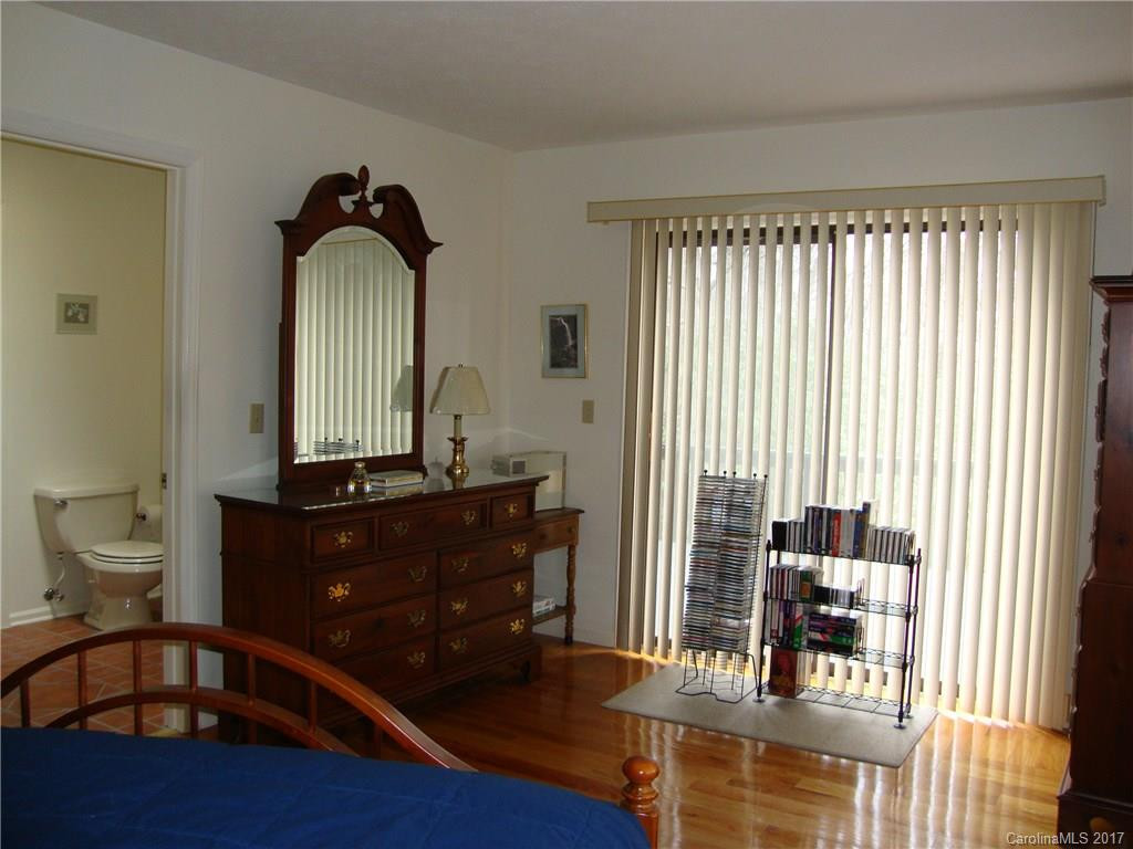 922 Rainbow Lane - Photo 10