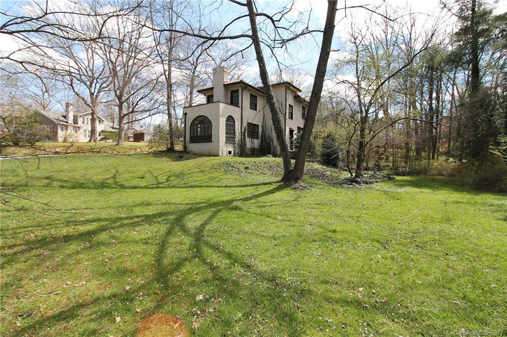 1649 Kensington Road - Photo 2