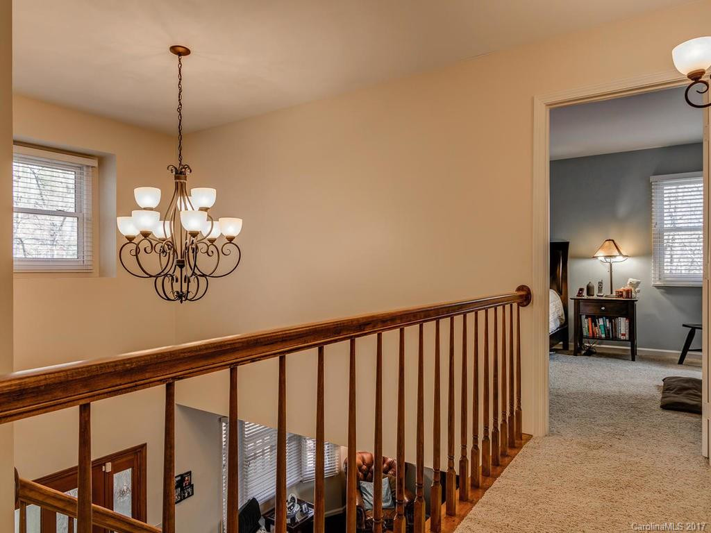 31 Oak Terrace - Photo 12