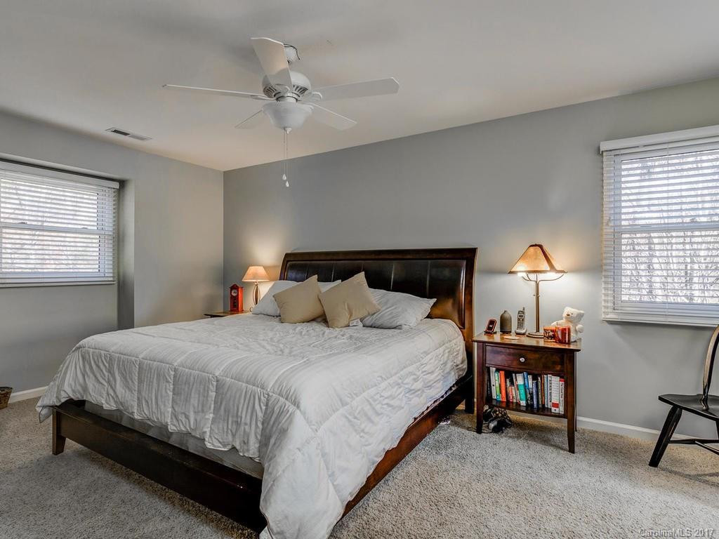 31 Oak Terrace - Photo 13