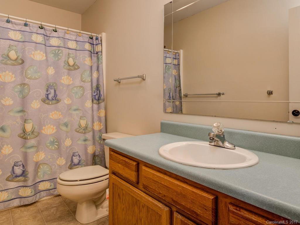31 Oak Terrace - Photo 18