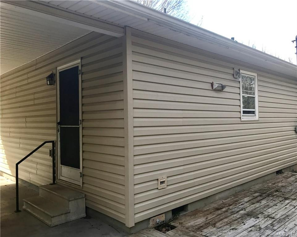 15 Whitson Road - Photo 5