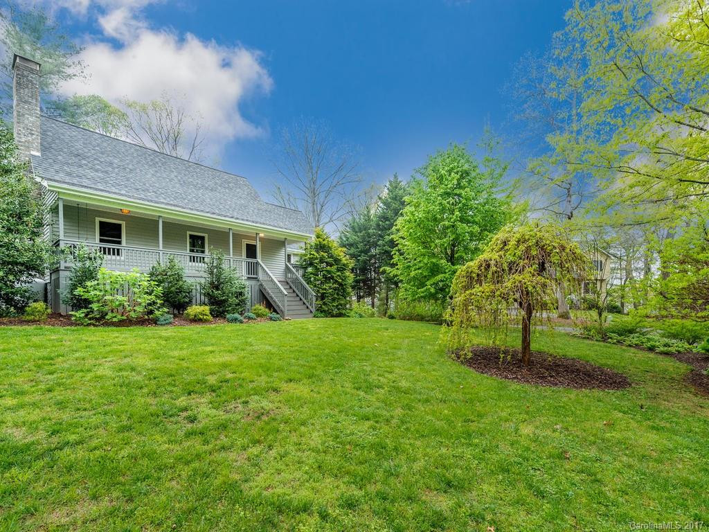 10 Sabrina Drive