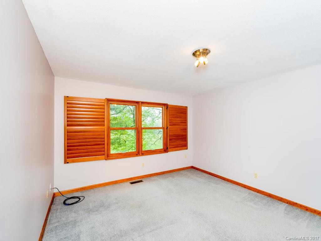 10 Sabrina Drive - Photo 14