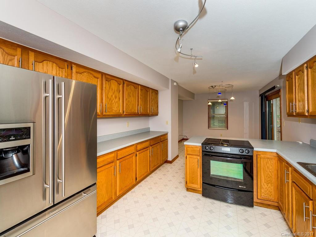 10 Sabrina Drive - Photo 5