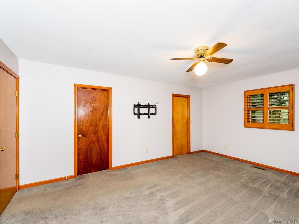 10 Sabrina Drive - Photo 10