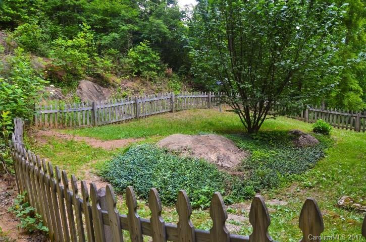 311 Jacks Knob Road - Photo 19