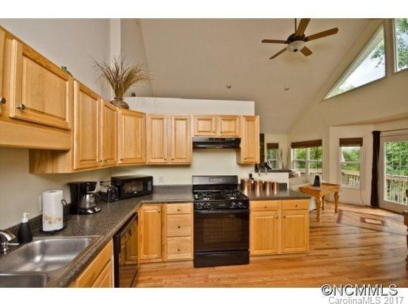 311 Jacks Knob Road - Photo 3