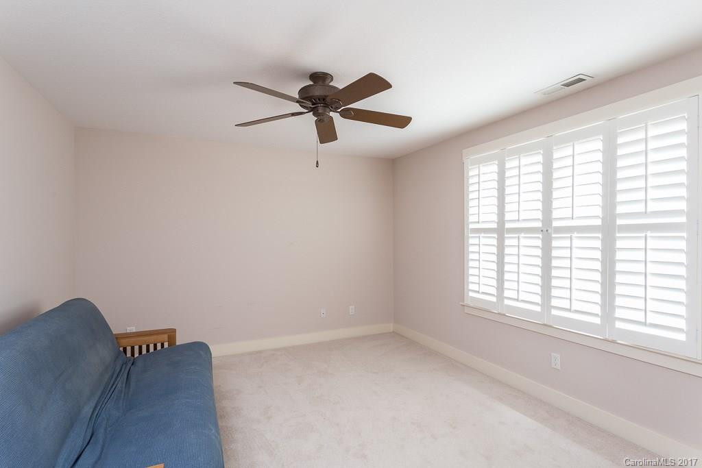 28 Olde Eastwood Village Boulevard - Photo 16
