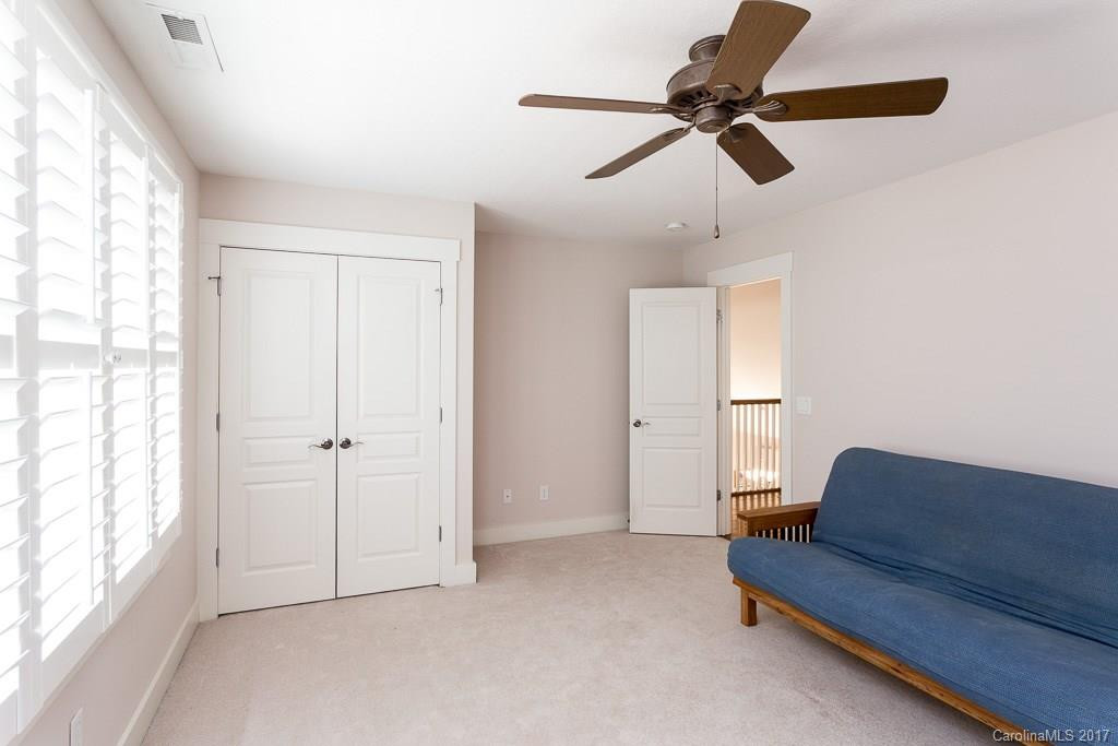 28 Olde Eastwood Village Boulevard - Photo 17