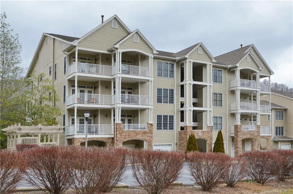 65 Glenview Lane #3035