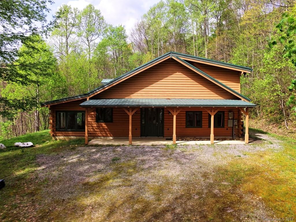 1031 Hyacinth Drive - Photo 2