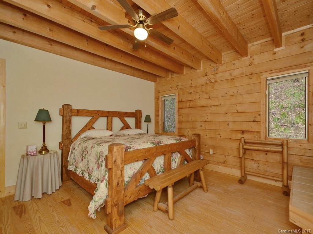 1031 Hyacinth Drive - Photo 17
