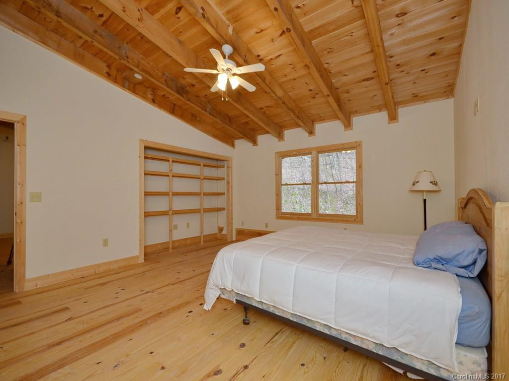 1031 Hyacinth Drive - Photo 21
