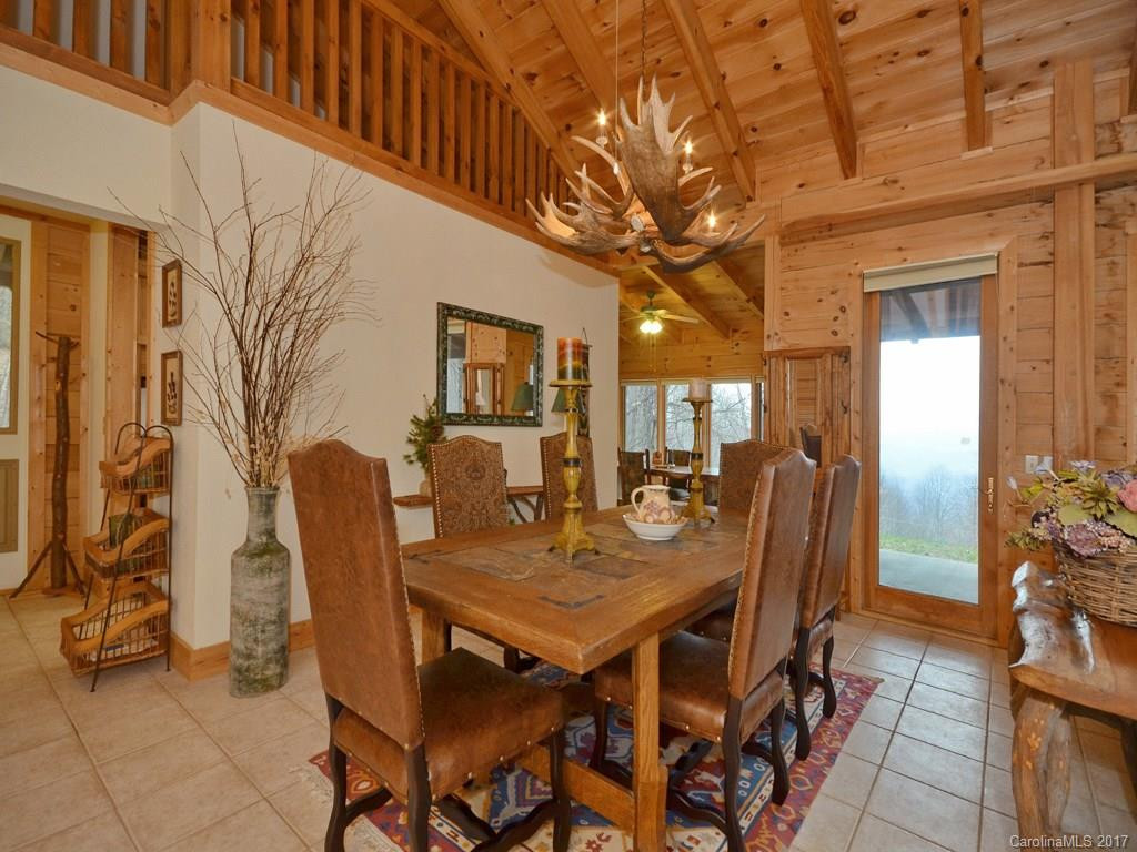 1031 Hyacinth Drive - Photo 7