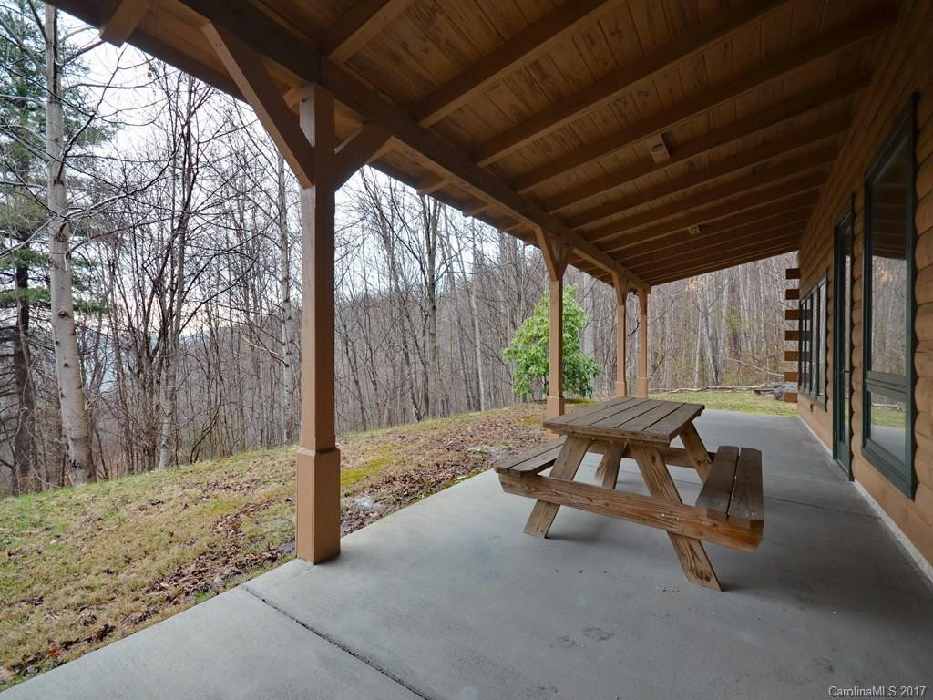 1031 Hyacinth Drive - Photo 8