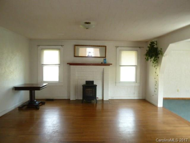 687 Starnes Cove Road - Photo 2