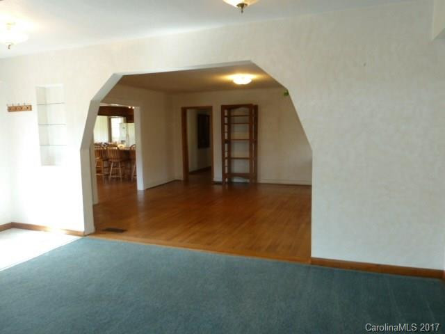 687 Starnes Cove Road - Photo 4