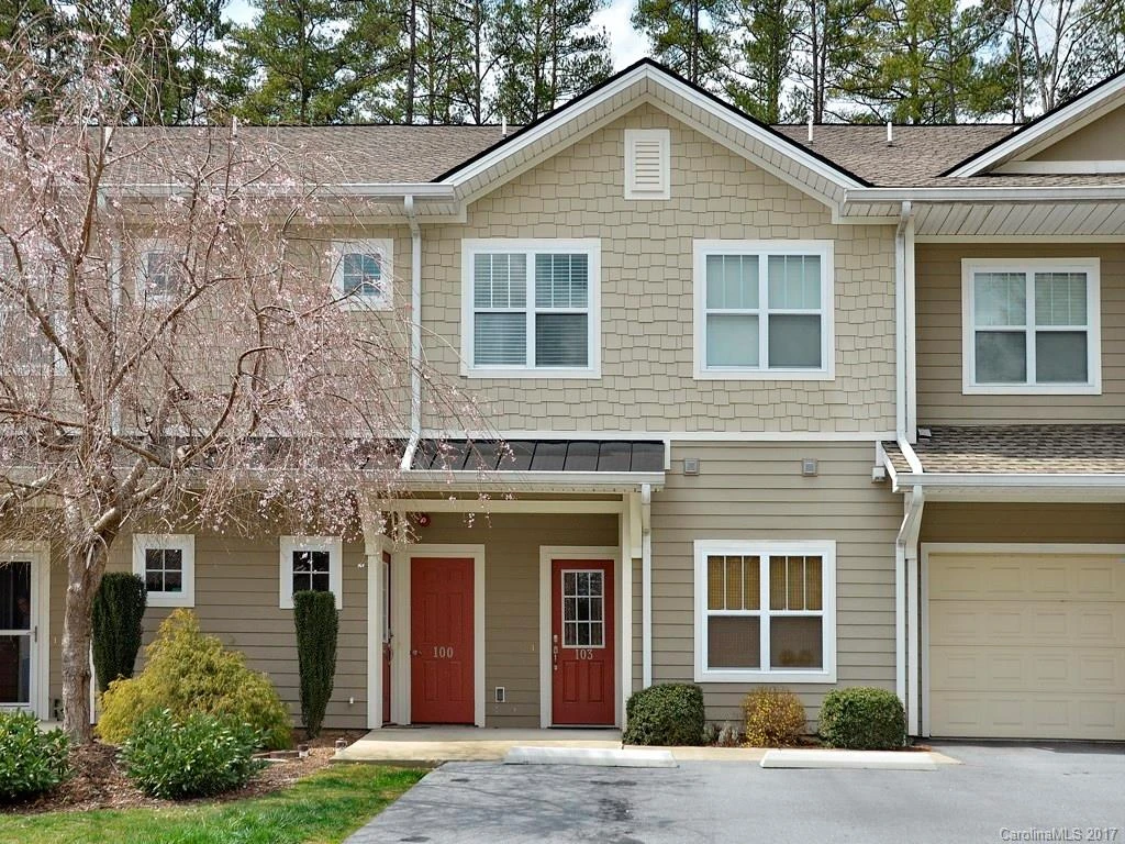 123 Foxden Drive #103