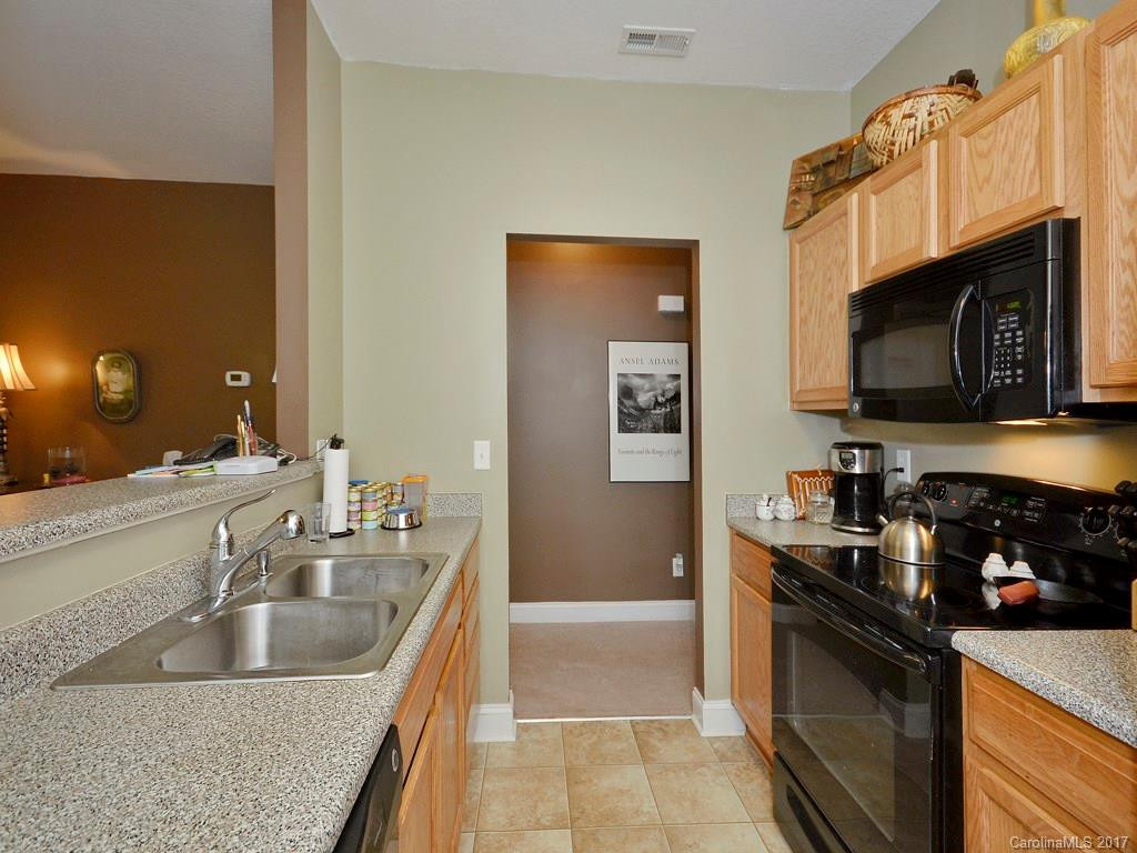 123 Foxden Drive #103 - Photo 8