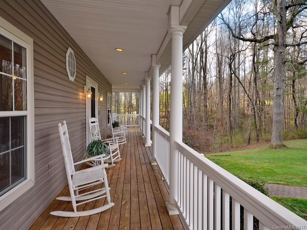 18 Oakview Road - Photo 2