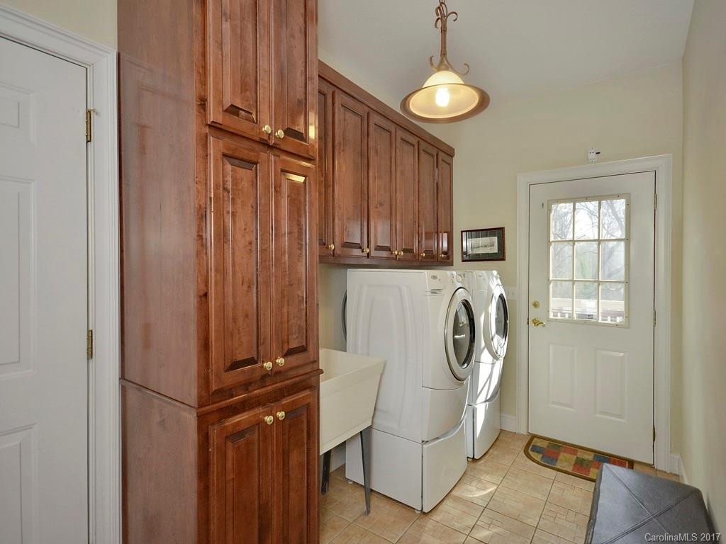 18 Oakview Road - Photo 12